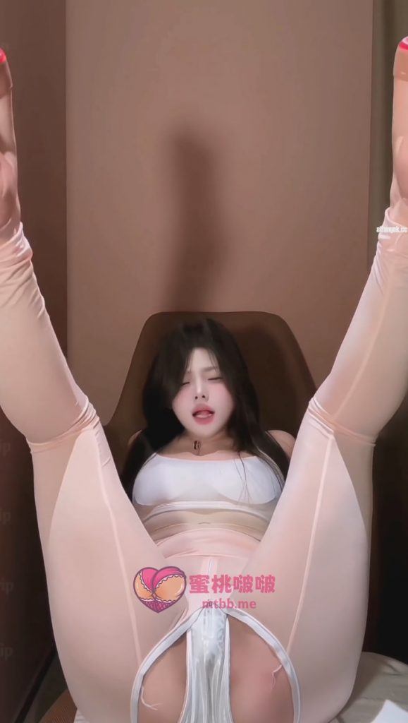 图片[1]-【自】抖音-小樱suny-付费定制 高颜美乳肥臀女神 情趣骚叫福利 [18V-393MB]-蜜桃啵啵